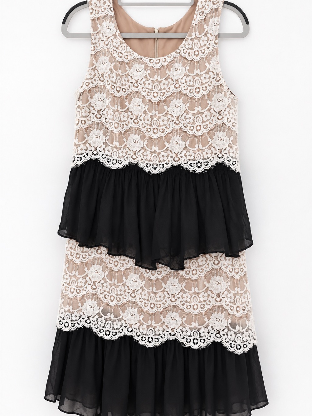 Jessica Simpson Beige Lace Dress with Black Chiffon Tiers